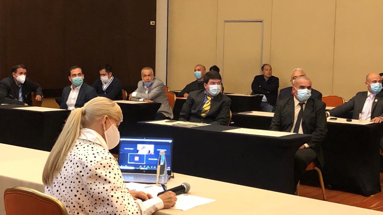 Diputados de la U aceptan llamado para reconectarse con el partido