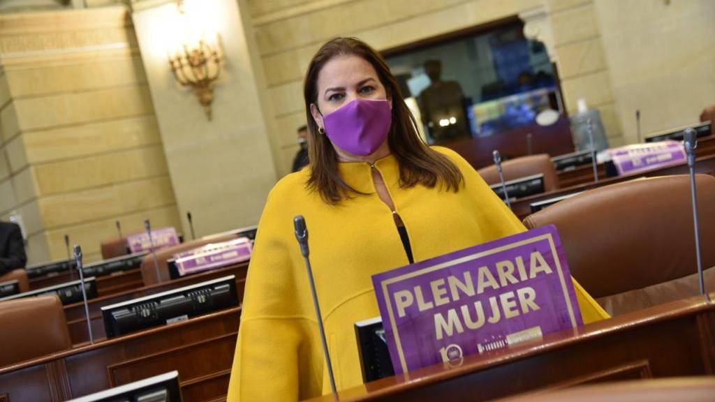https://www.partidodelau.com/wp-content/uploads/2021/03/ingreso-mujer-nota.jpg