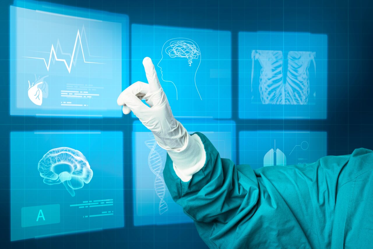 https://www.partidodelau.com/wp-content/uploads/2022/11/hand-medical-glove-pointing-virtual-screen-medical-technology-1280x853.jpg