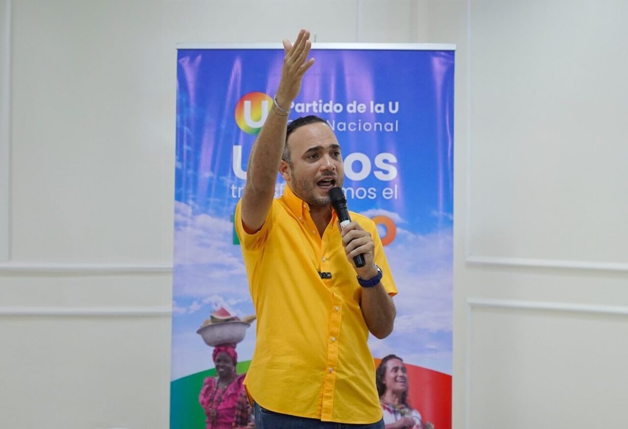 Directores de la U, invitaron al senador Alfredo Deluque a ser pre-candidato presidencial para 2026